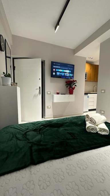 Host Apartament Elio ティラナ エクステリア 写真